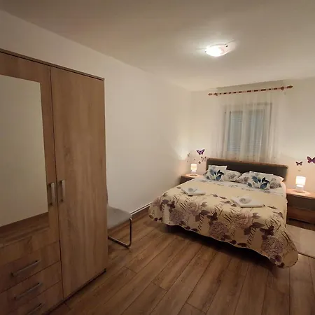 Blazevic Apartament *